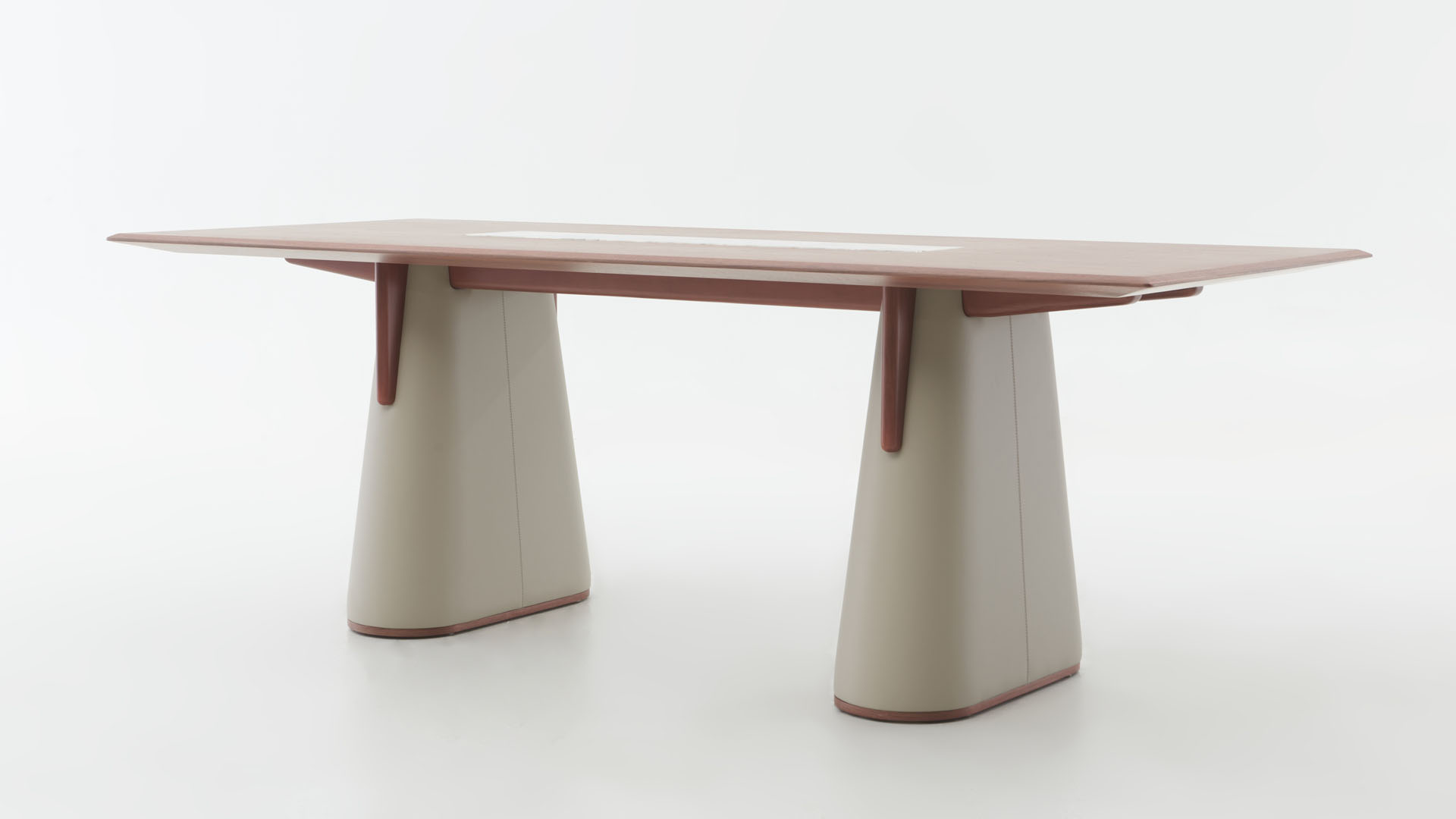 FANG Dining Table