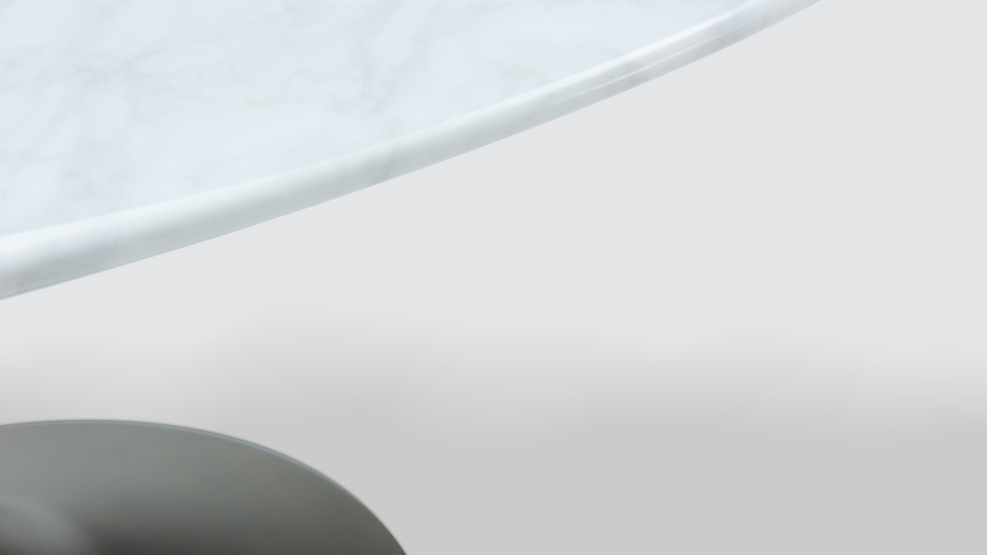 AERO Dining Table