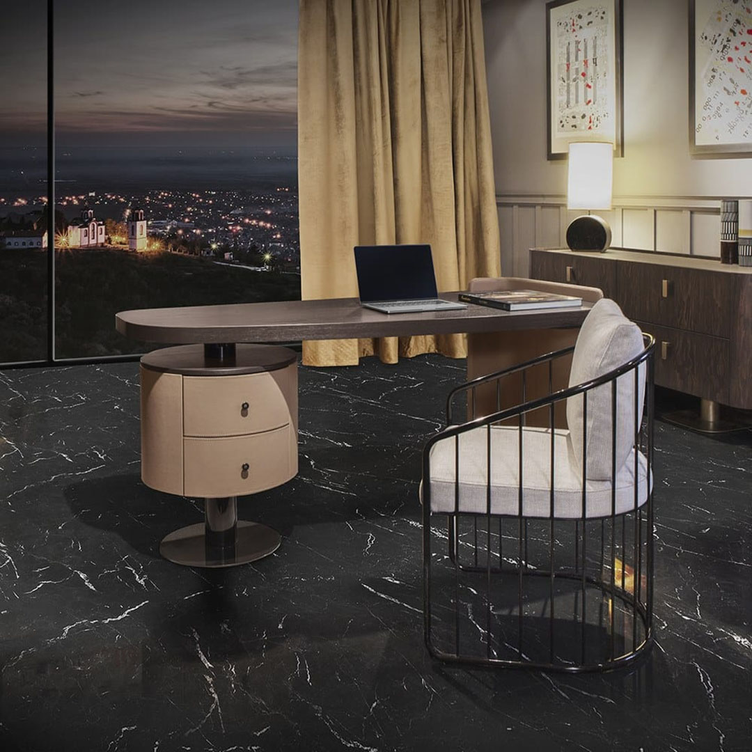 OVERSEAS Writing Desk