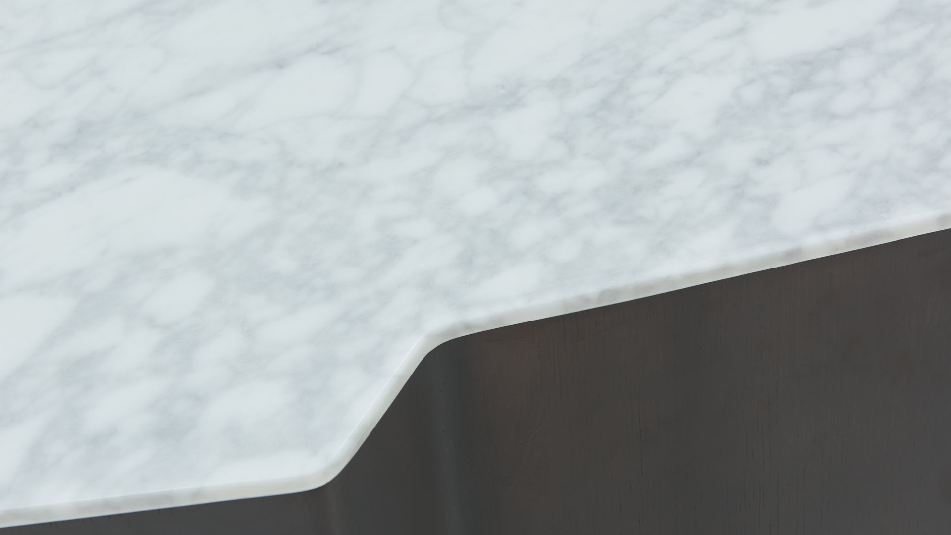LUO Nightstand