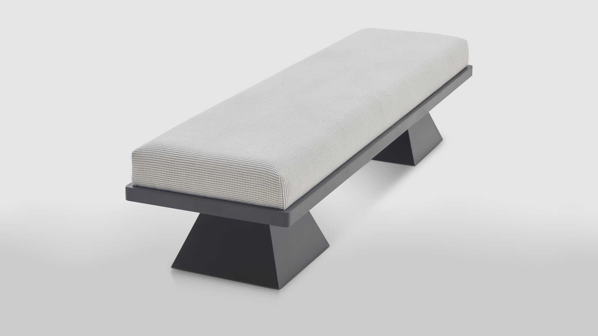 BERNHARDT Bench