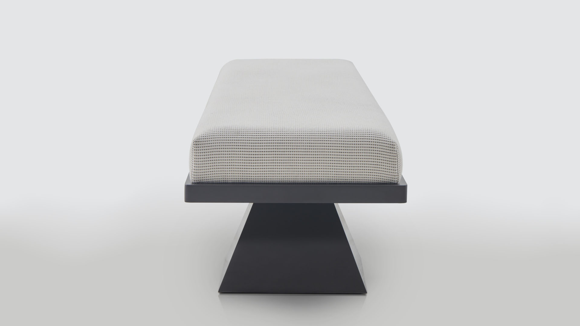 BERNHARDT Bench
